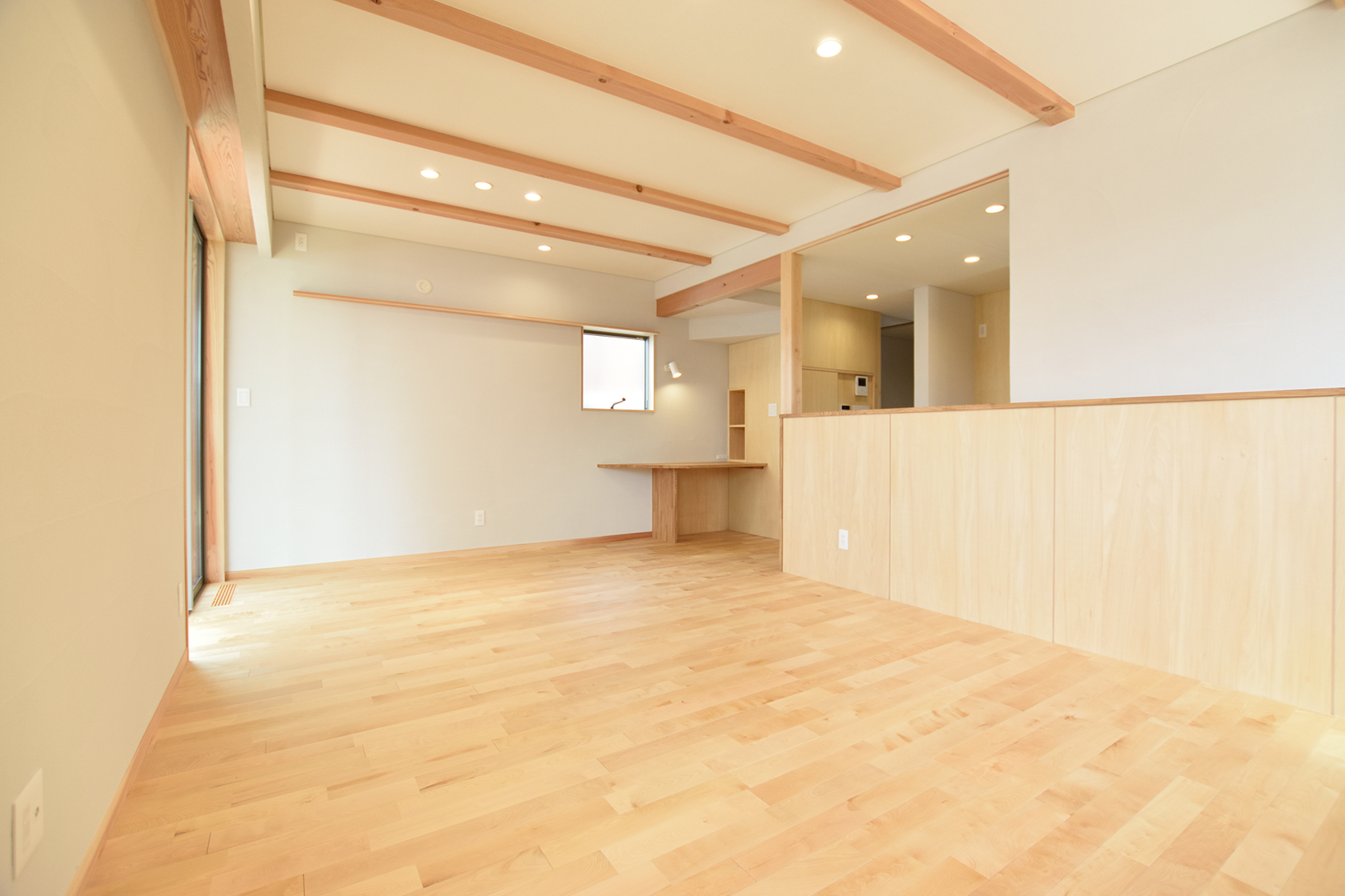 大山町タウンA棟リビングダイニング写真|株式会社未来住建