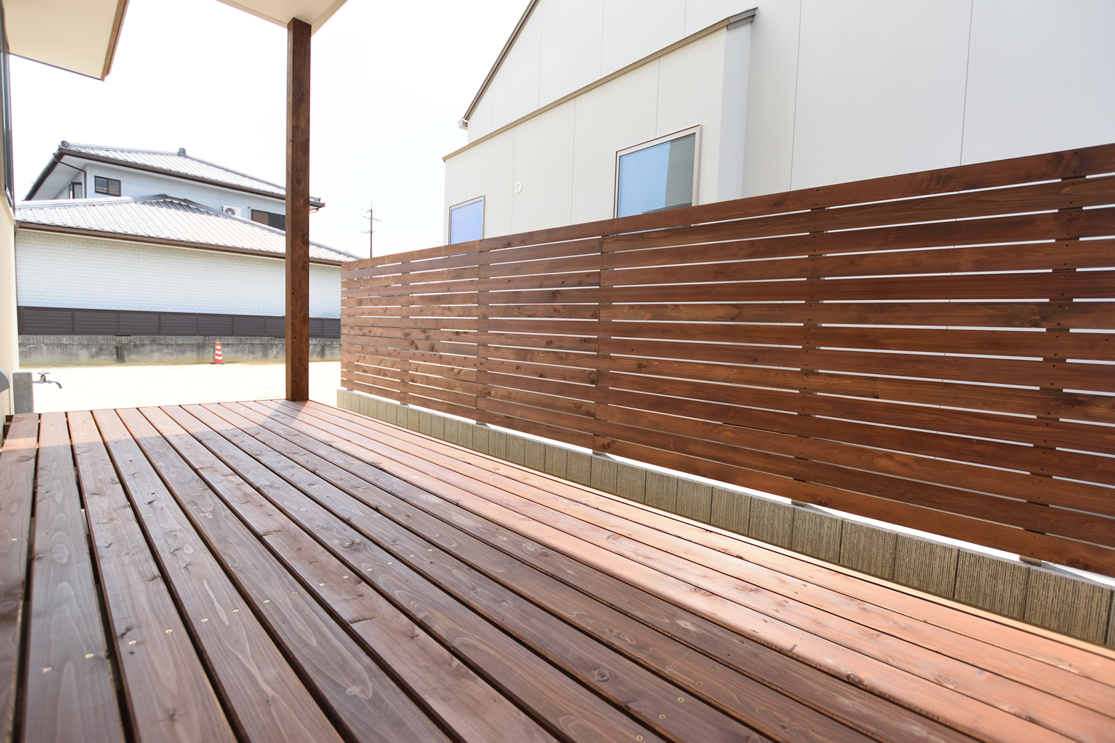 大山A棟ウッドデッキ写真|株式会社未来住建